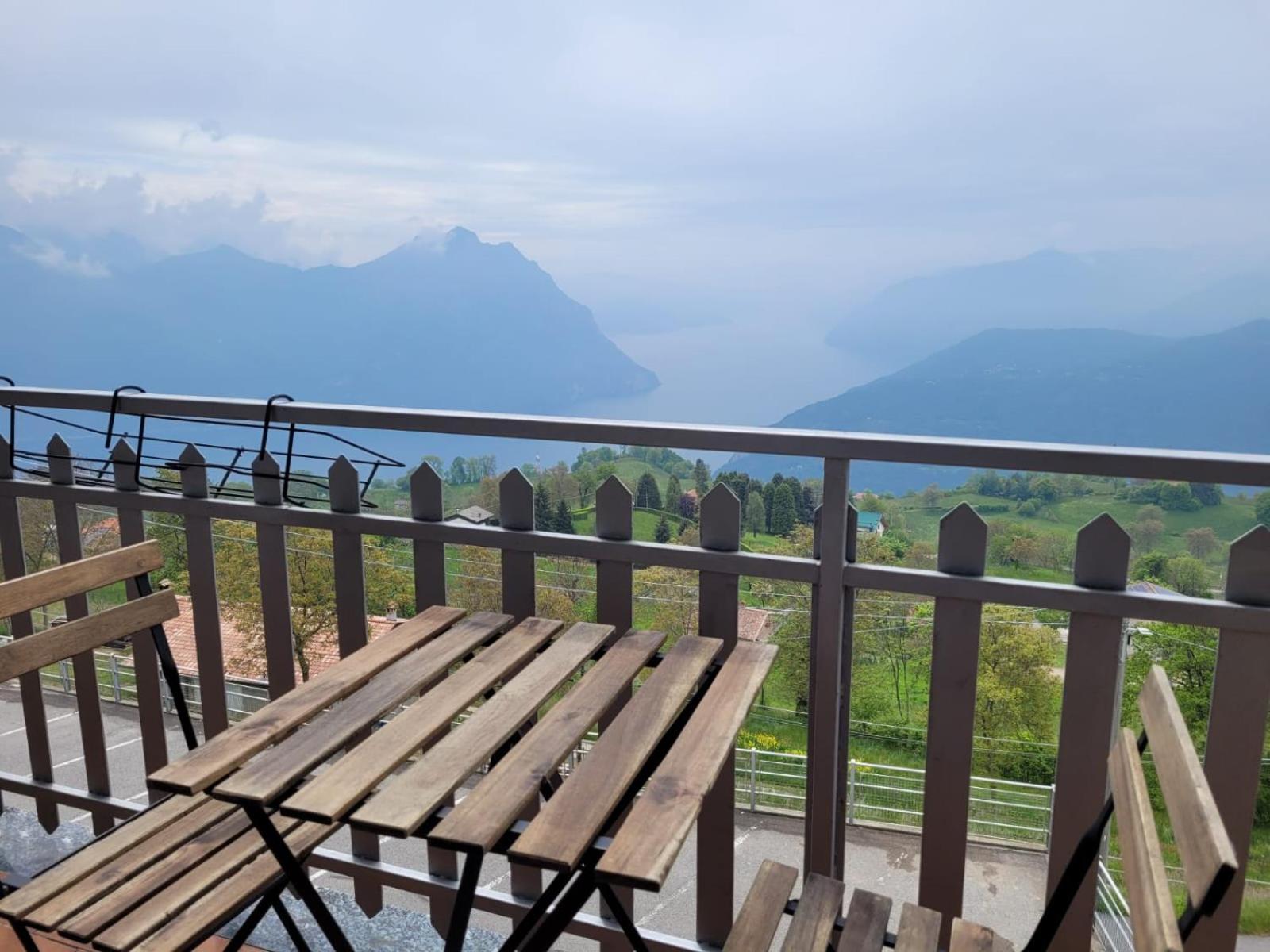 Panorama Verde Lago - Mountain Lake Iseo Hospitality Bossico المظهر الخارجي الصورة